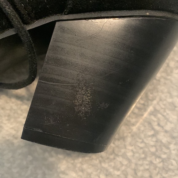 PRICE ⬇️ {Wet Seal} booties - Picture 7 of 7